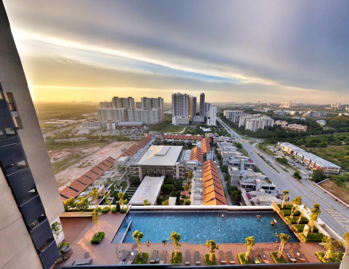 Tamarind Suites By Beestay Management Cyberjaya Exterior photo